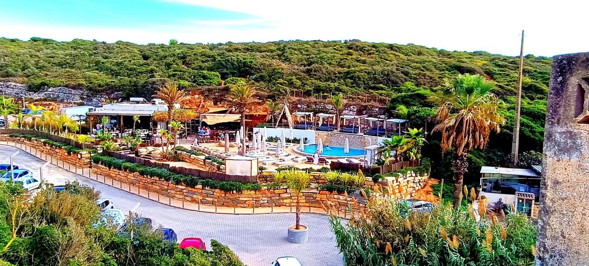 Wonderful Apartment In Ferragudo 2Double Beds Near Beaches And Golf Exterior photo