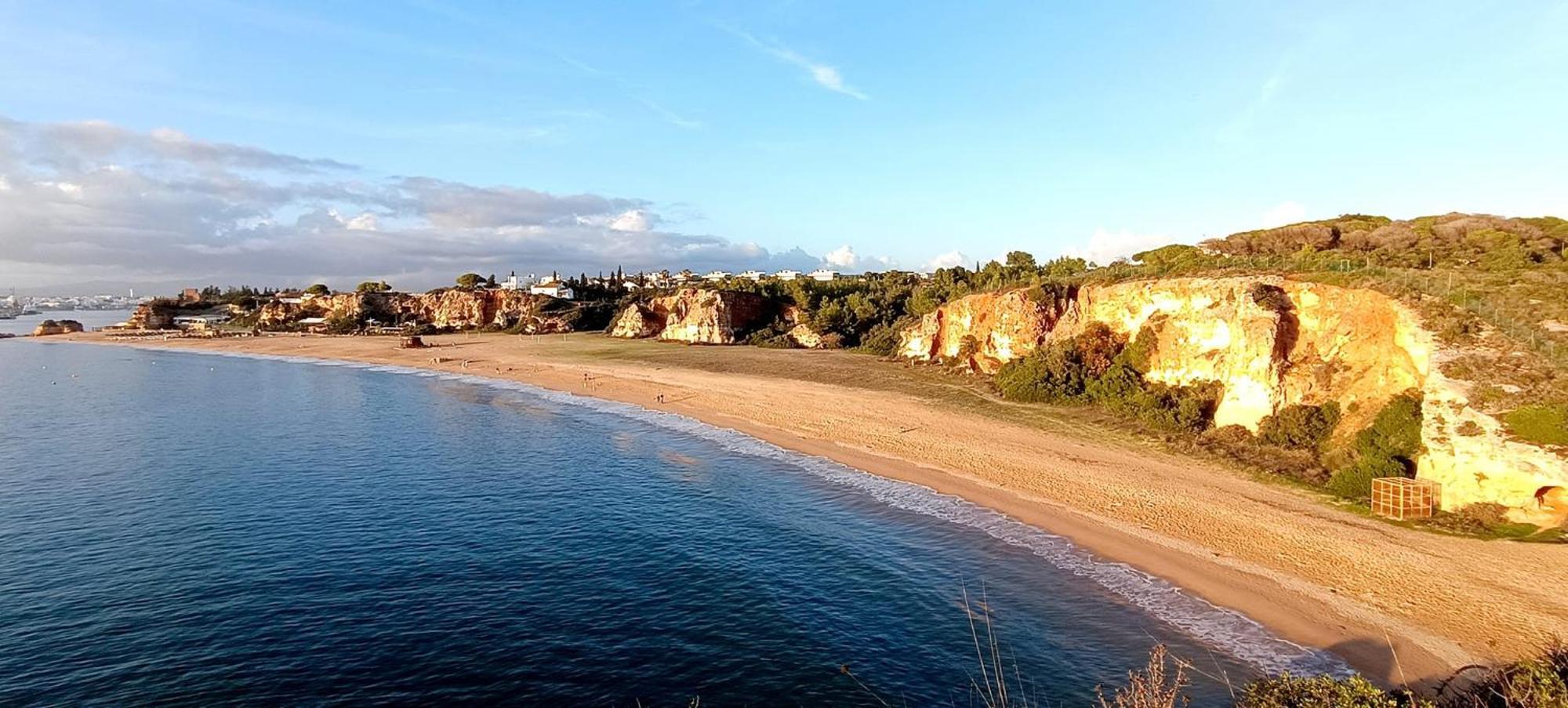 Wonderful Apartment In Ferragudo 2Double Beds Near Beaches And Golf Exterior photo
